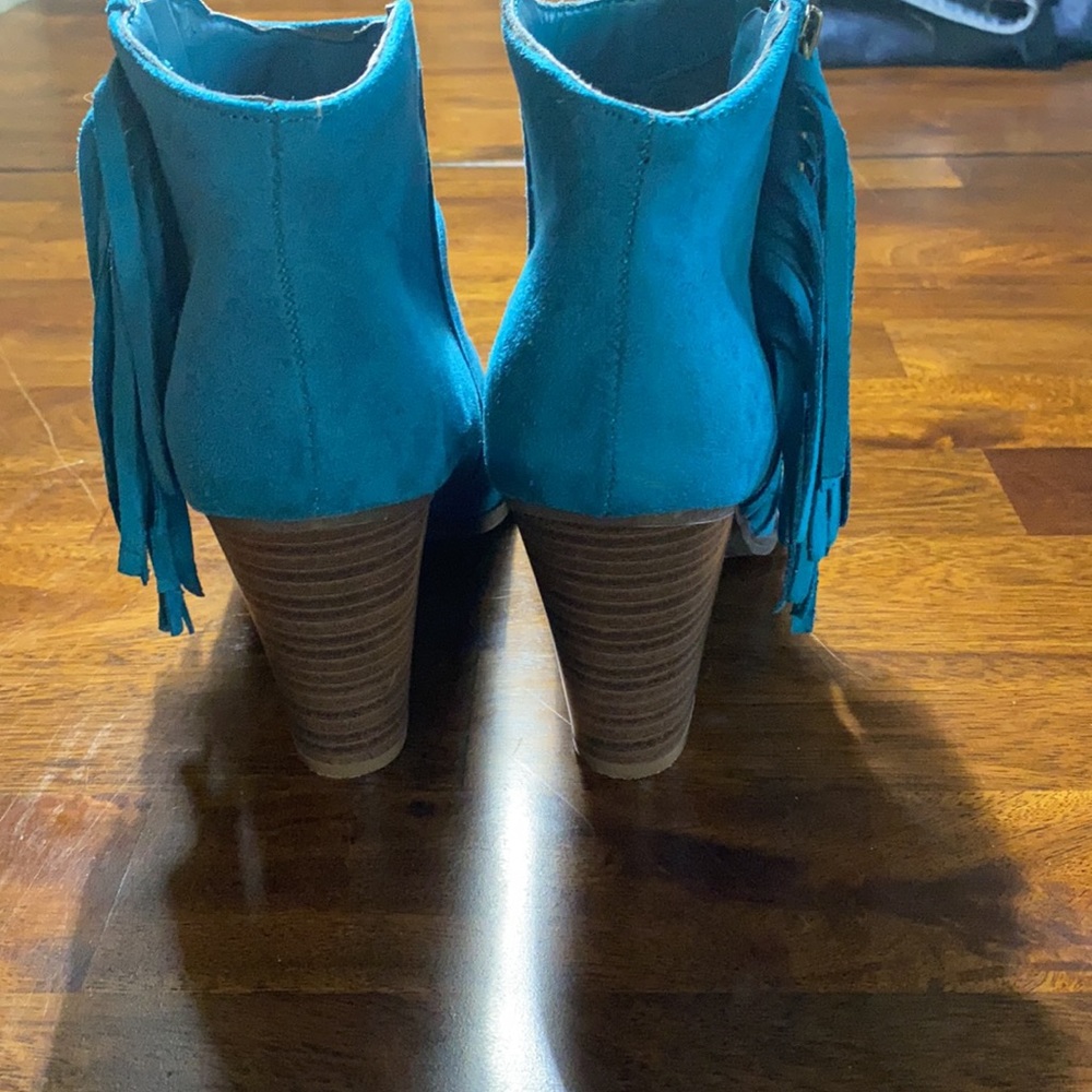 Women’s suede booty size 6 1/2 - Picture 3 of 6